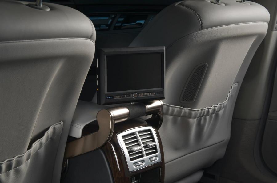  Mercedes-Benz S500 Carlsson by Vilner 2012 года  (фото 5 из 8)